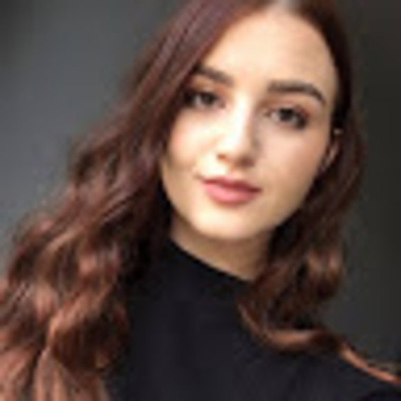 Meet your Posher, Isabella - Picture 1 of 1